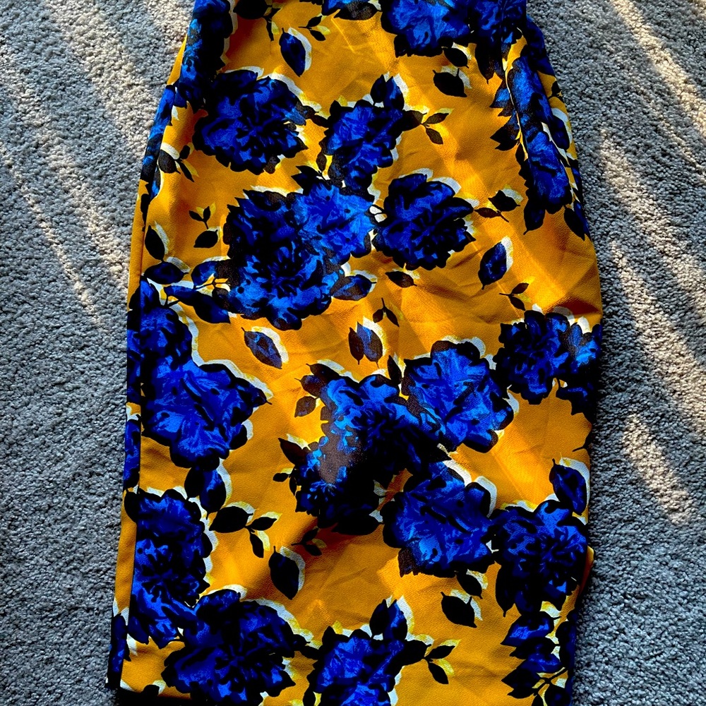 FLORAL SKIRT